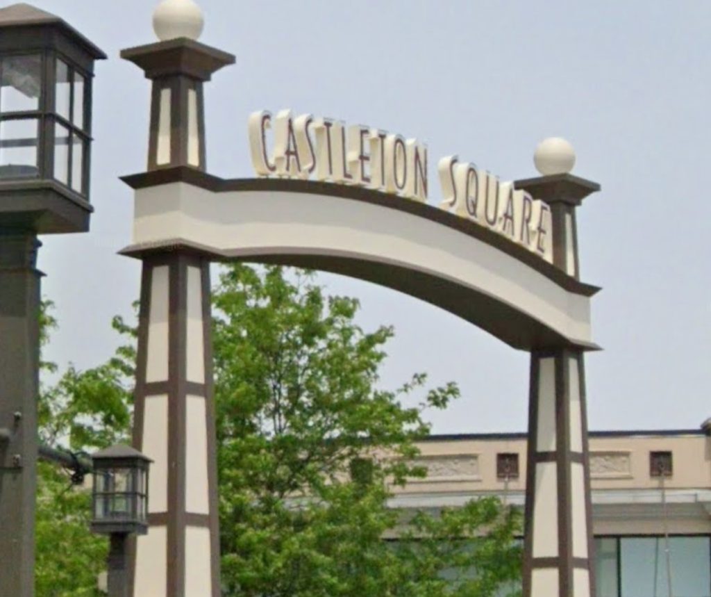 Castleton Square Gold & Silver